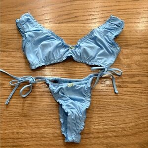 Frankie’s bikinis blue set